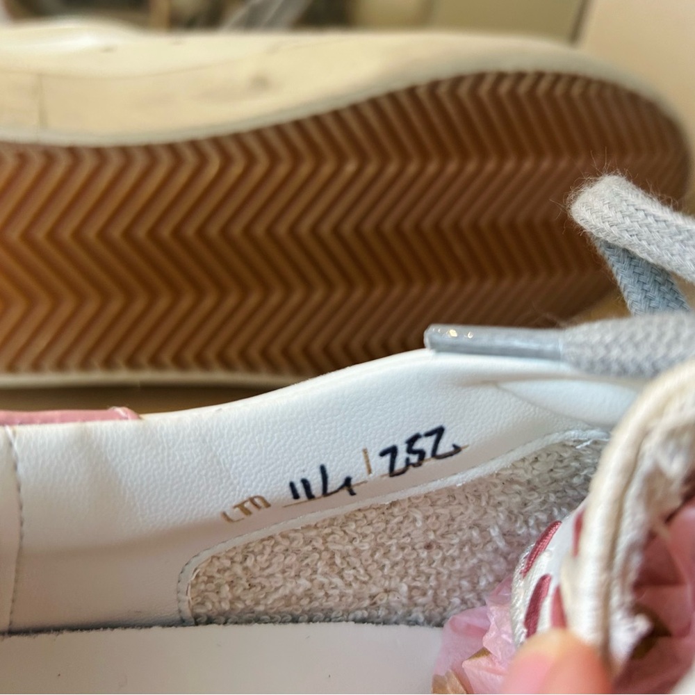 Golden Goose SUPER STAR Rare ❤️White Sneakers with Pink Accents and Beige Star - Picture 11 of 15